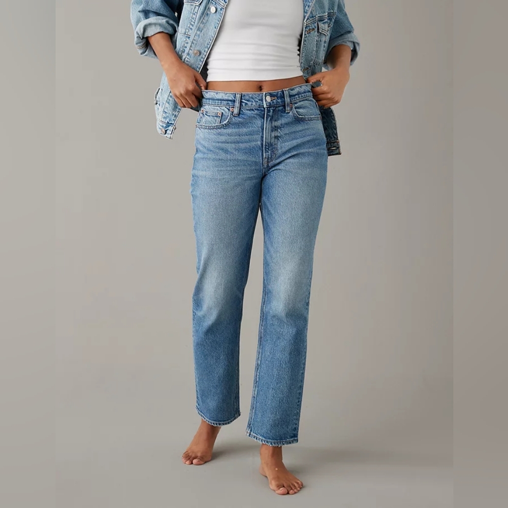 AE Stretch Super High-Waisted Ankle Straight Jean